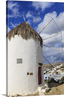 Whitewashed windmill and houses, Mykonos Town, Mykonos, Cyclades, Greek Islands, Greece