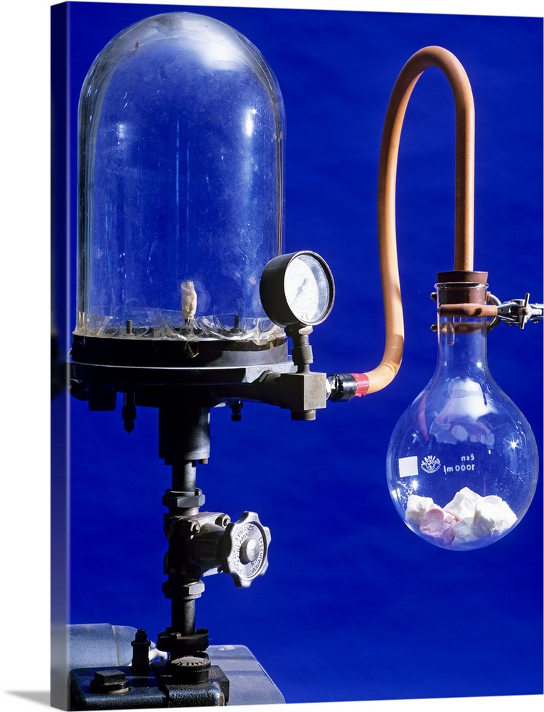 Boyle's Law demonstration. Apparatus used to test Boyle's Law, one of the Gas Laws. Boyle's Law (first proposed by Robert ...
