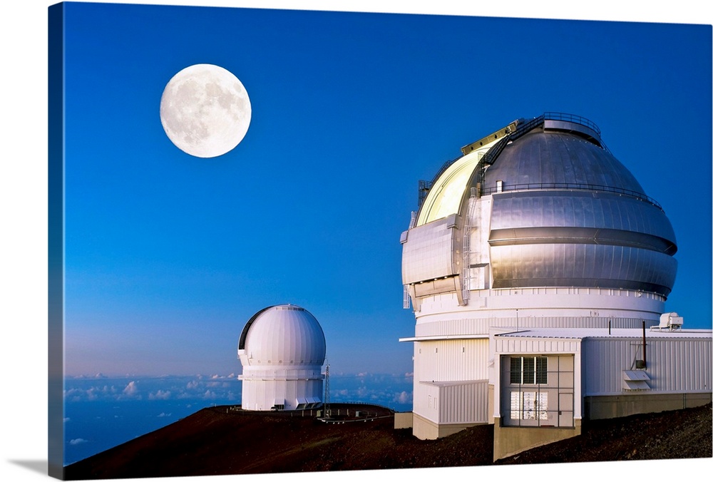 Gemini North telescope dome on the summit of Mauna Kea, Hawaii, USA. This 8-metre optical/infrared telescope was completed...