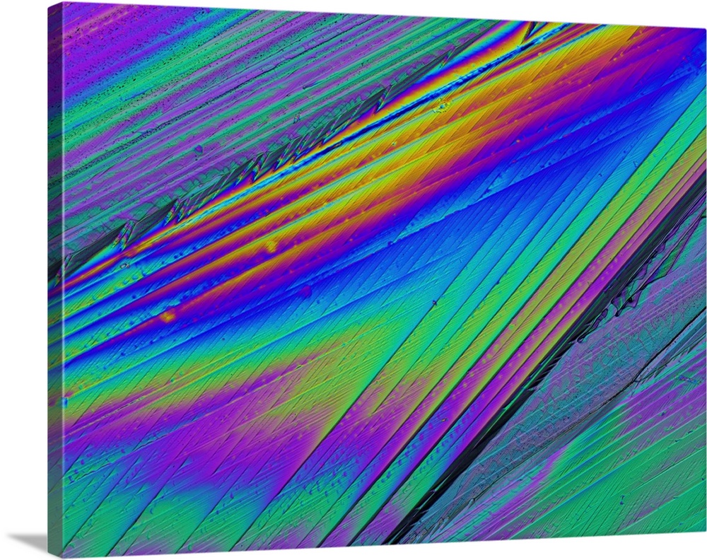 Polarised light micrograph of crystals of valium, (Diazepam) a tranquilliser used to reduce anxiety