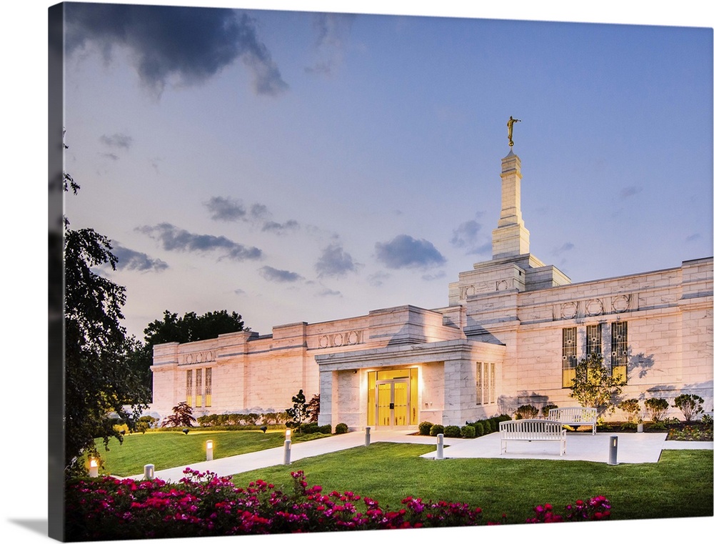 The Columbus Ohio Temple was dedicated in September 1998 by John Carmack and again by Gordon Hinckley in September 1999. T...