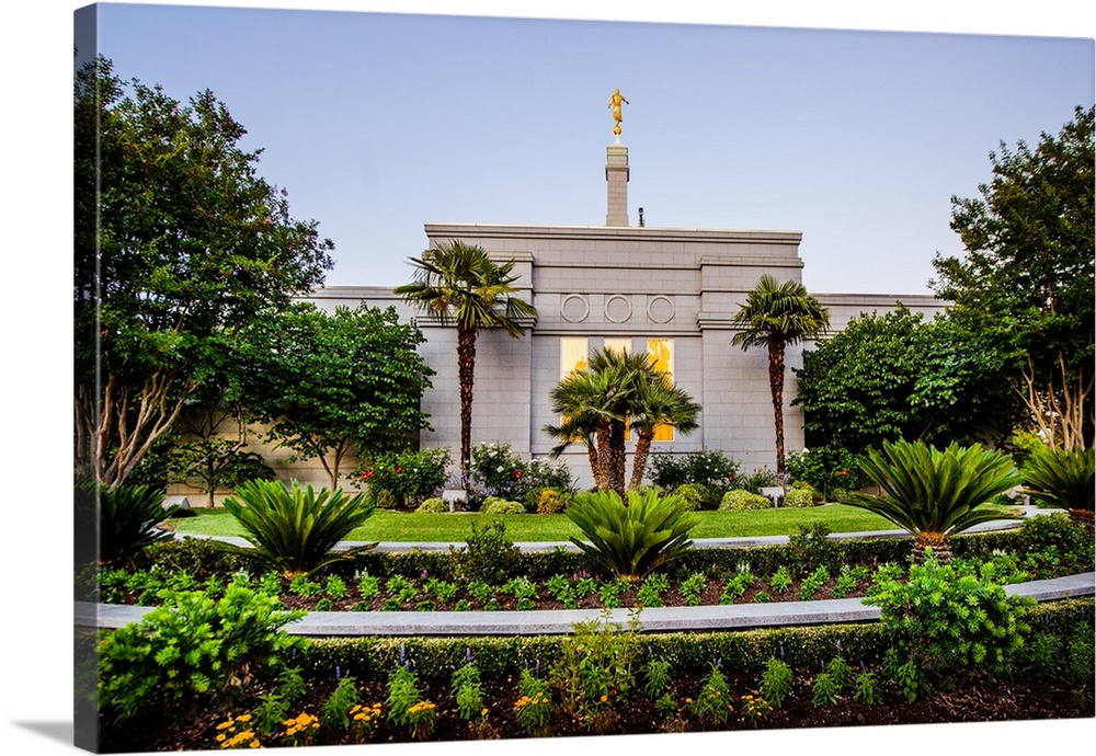 The Fresno Temple was dedicated in March 1999 by John B. Dickson and again in 2000 by Gordon B. Hinckley. It was the fourt...