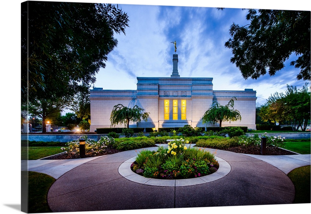 The Medford Oregon temple in Central Point, Oregon, includes two acres of land and was made using granite from Mount Airy,...