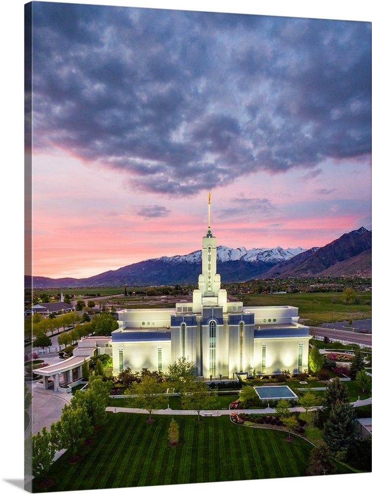 Mount Timpanogos Utah Temple, the northern range, American Fork, Utah