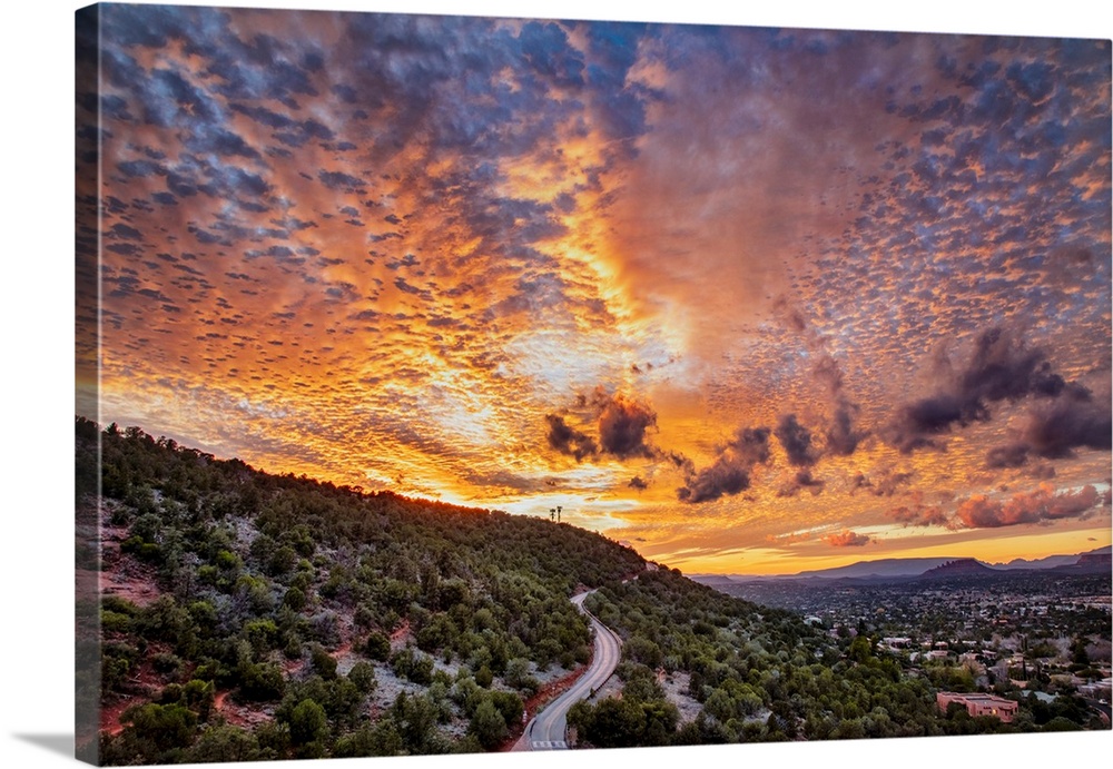 Beautiful sunset over Sedona, Arizona