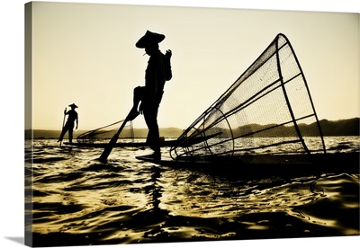 Fisherman on their longtail boats in Inle lake, Burma