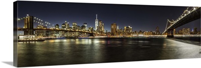 Panorama of the Brooklyn and Manhattan Bridges in NYC