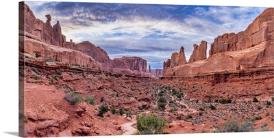 Park Avenue In Arches National Park
