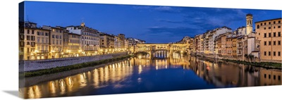 Pontevecchio And Arno River In Florence, Italy