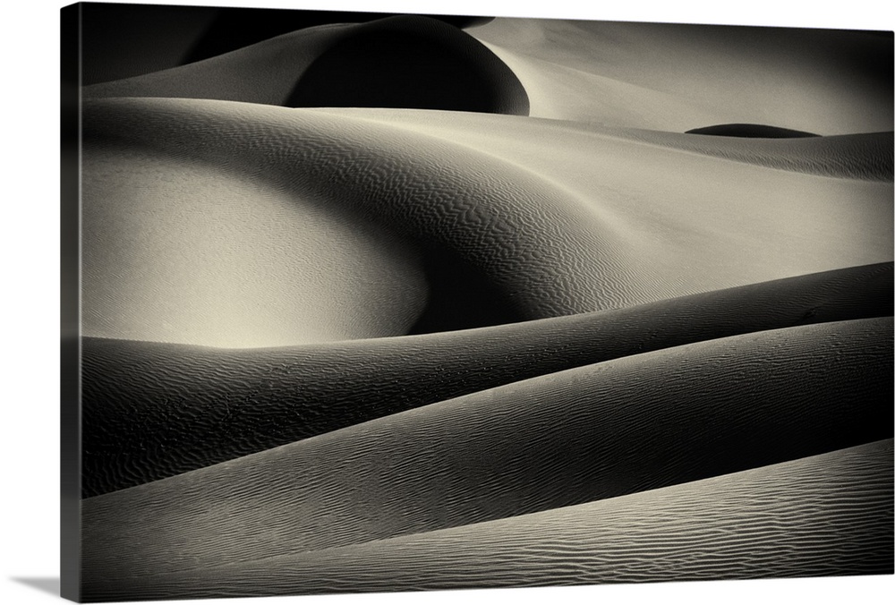 Large photo on canvas of a zoomed in view of sand dunes.