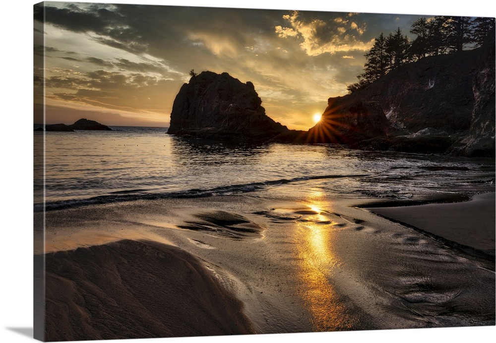 Secret Beach at sunset on the Oregon Coast.