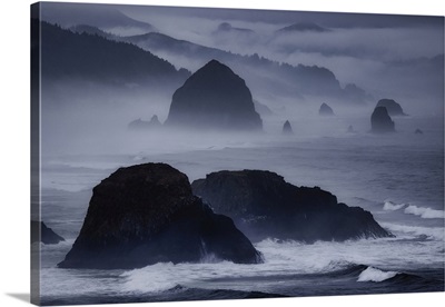 Stunning Cannon Beach On The Oregon Coast