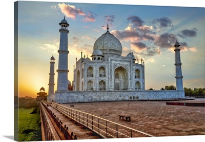 Sunrise At The Taj Mahal