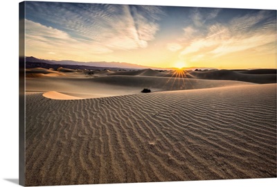 Sunrise over the Mesquite Sand Dunes in Death Valley National Park