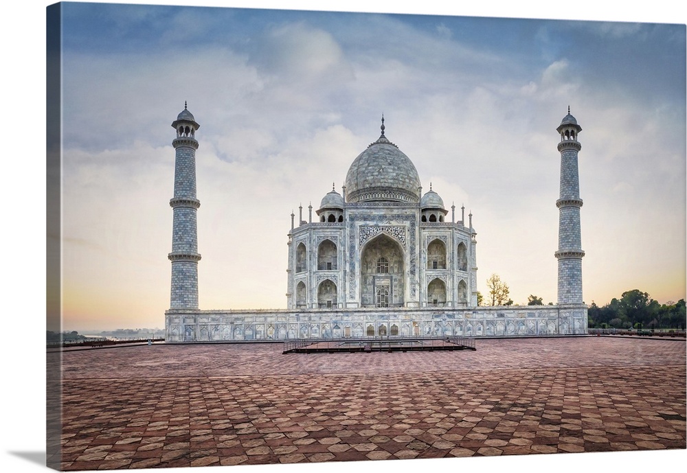 Taj Mahal at sunrise with no people at sunrise