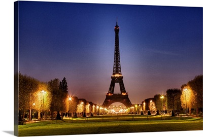 The Eiffel Tower at sunrise, Paris, France