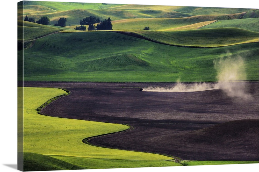 Tractor working in the wheat fields of the Palouse, Washington.