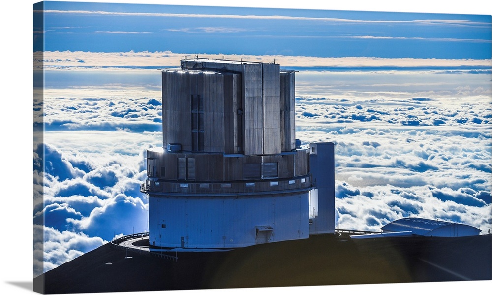 Big Island Hawaii. The powerful Subaru telescope, perched high atop Hawaii's legendary Mauna Kea volcano.