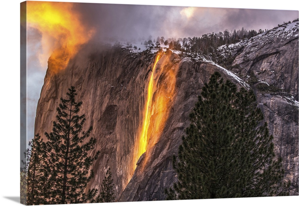 Horsetail Falls, Yosemite National Park