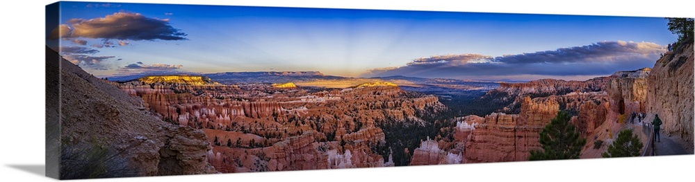 A 150 Degree Panorama Of The Sunset Sky At Sunset Point, Bryce Canyon, Utah