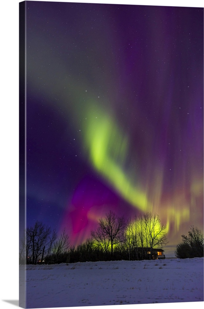 A Colourful Display Of Aurora In Southern Alberta, Canada