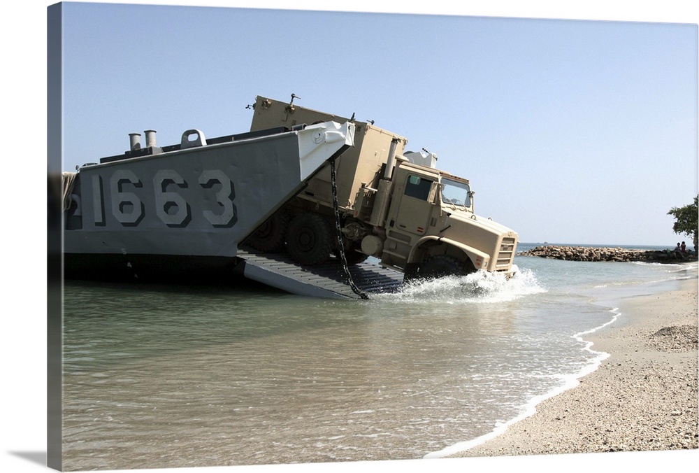 Covenas Sucre, Colombia, January 29, 2011 - A Landing Craft Unit (LCU) 1663, assigned to Assault Craft Unit (ACU) 2 embark...