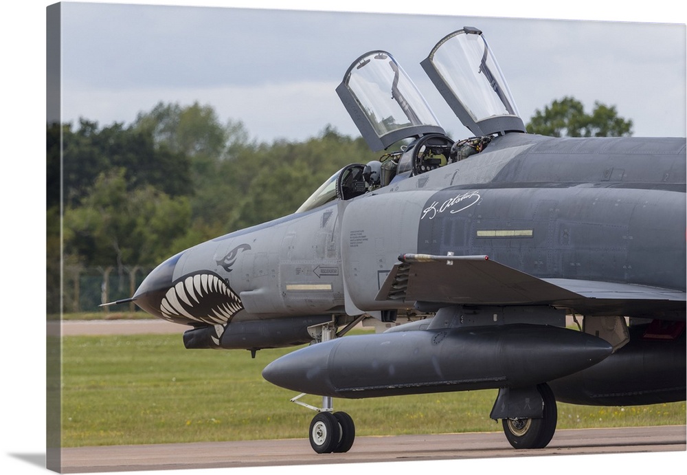 A Turkish Air Force F-4E Phantom II taxis in after landing at RAF Fairford in the United Kingdom.