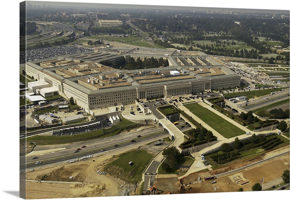 Aerial photograph of the Pentagon with the River Parade Field in Arlington, Virginia.