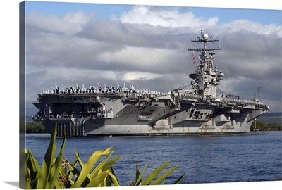 Aircraft carrier USS Abraham Lincoln arrives in Pearl Harbor, Hawaii