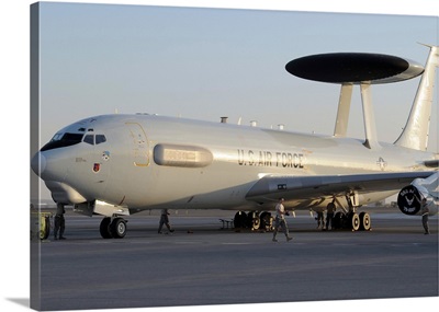 Airmen prepare a US Air Force E-3 Sentry aircraft for a mission