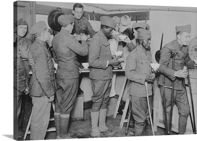 American soldiers getting their food in the American Red Cross canteen