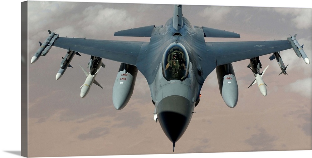 An F-16 Fighting Falcon flies a mission in the skies near Iraq.