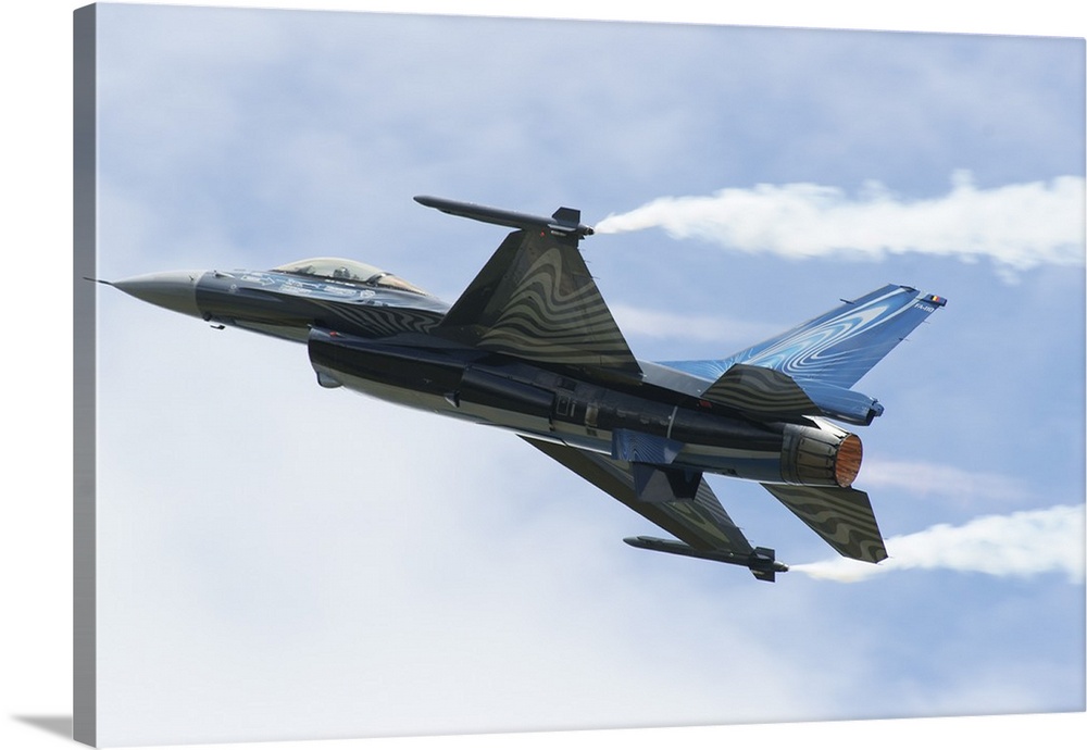 An F-16A Mide-Life Update of the Belgian Air Force in flight.