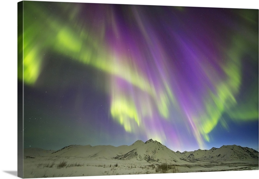 Aurora Borealis, Dempster Highway, Yukon, Canada.