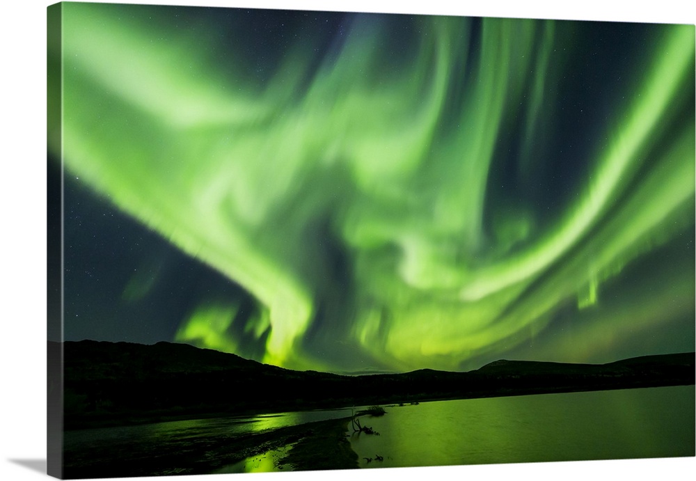 Aurora Borealis, Fish Lake, Whitehorse, Yukon, Canada.