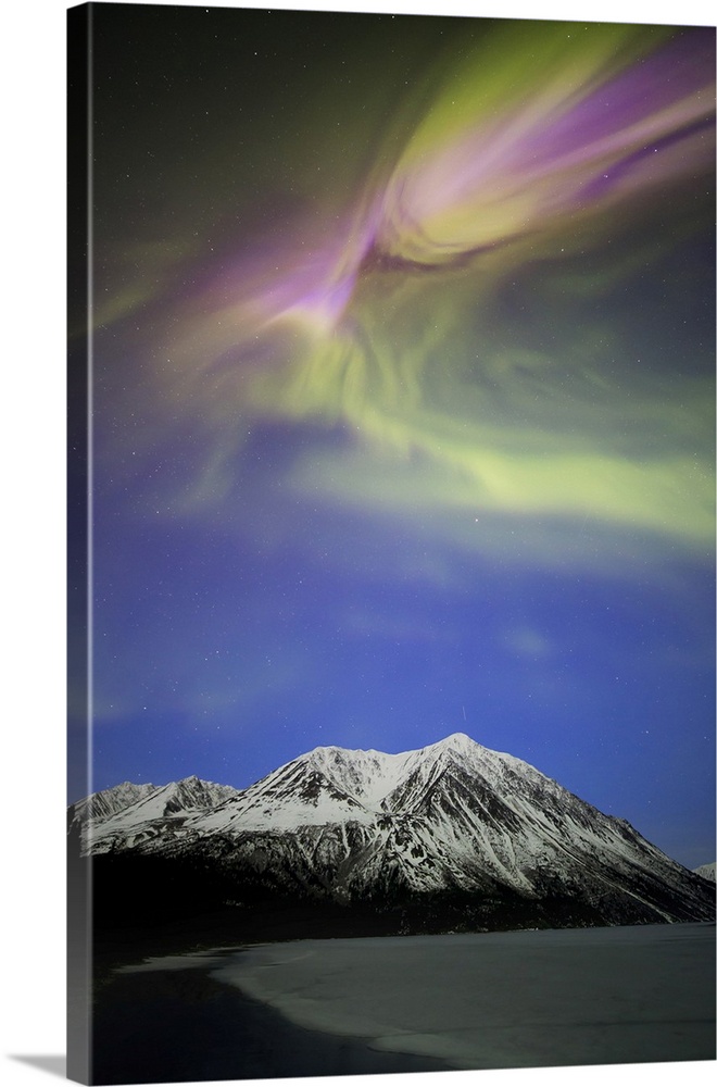 Aurora Borealis, Kathleen Lake, Yukon, Canada.