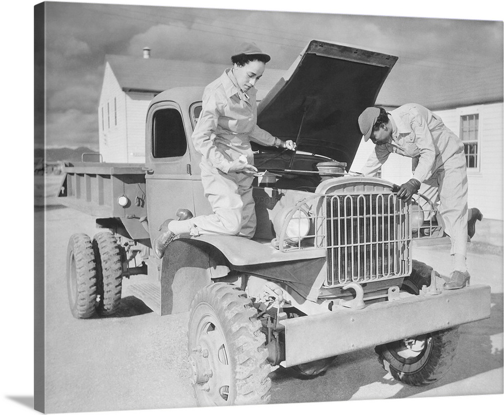 Auxiliaries demonstrate their ability to service trucks at Fort Huachuca, Arizona, 1942.