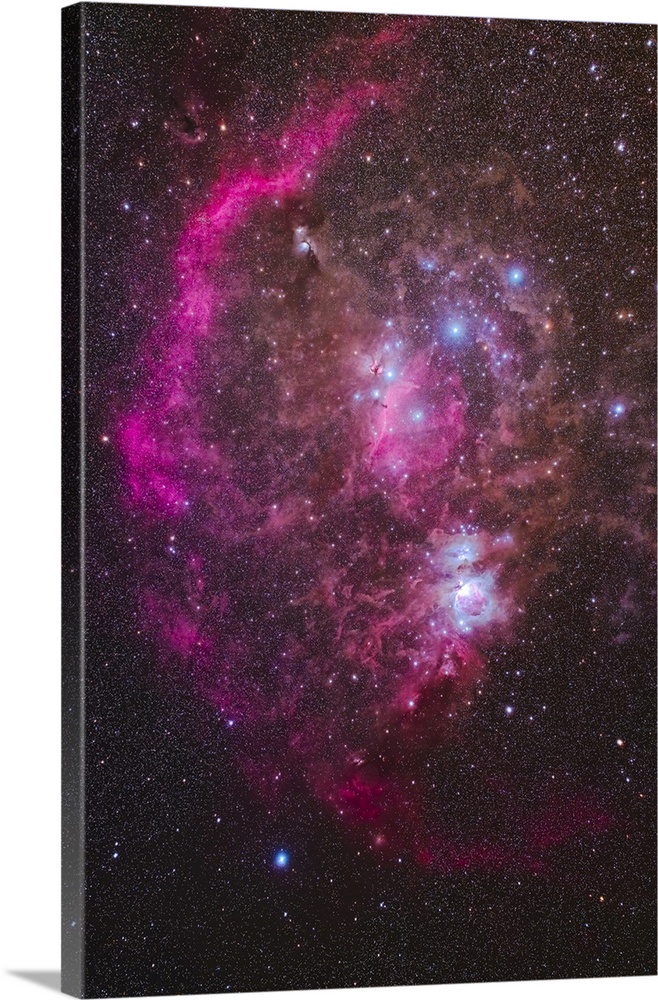 Bright Nebulas And Dark Dust Clouds In And Around The Belt And Sword Of Orion