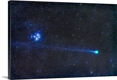 Comey Lovejoy (C/2014 Q2) nearest the Pleiades star cluster