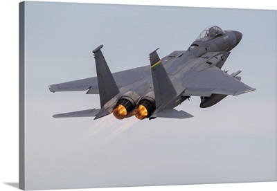 F-15C Of The Louisiana Air National Guard Performs A Spectacular Departure
