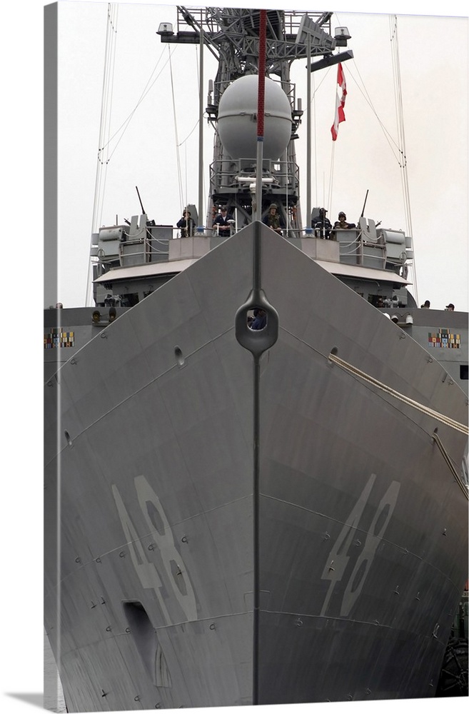 Guided-missile frigate USS Vandegrift.