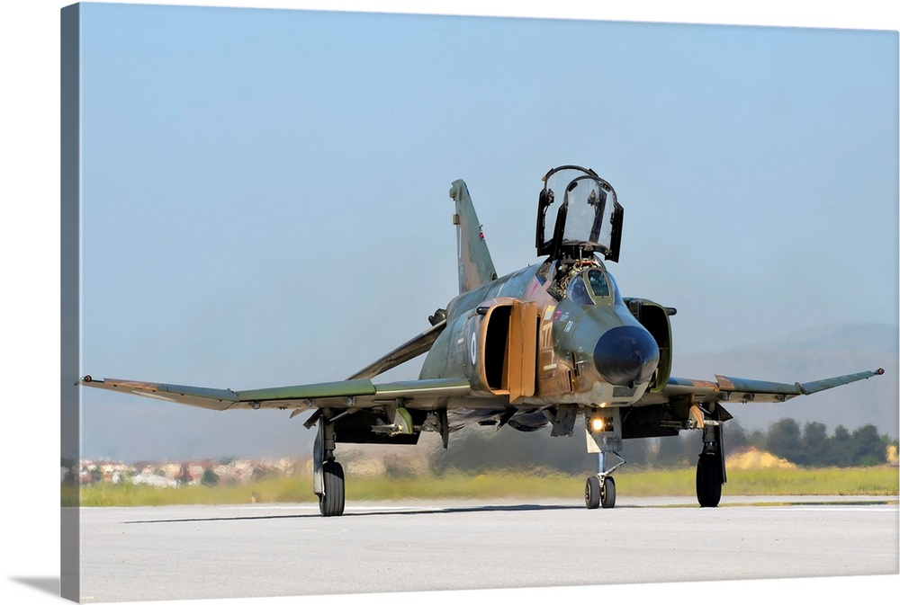 Hellenic Air Force RF-4E Phantom taxiing at Larissa Air Base, Greece.