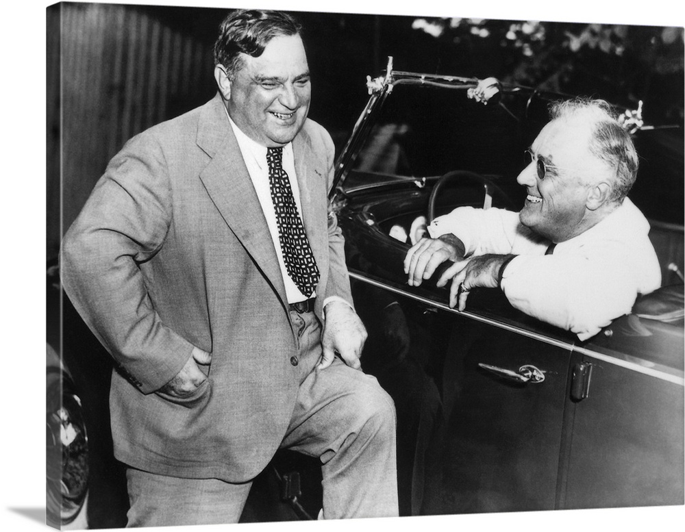 An interaction between President Franklin D. Roosevelt and Fiorello LaGuardia in Hyde Park.