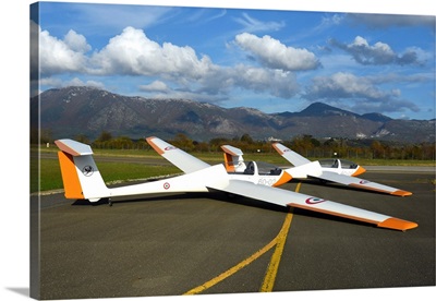Italian Air Force Twin Astir Gliders From 60th Stormo At Guidonia Airport, Italy