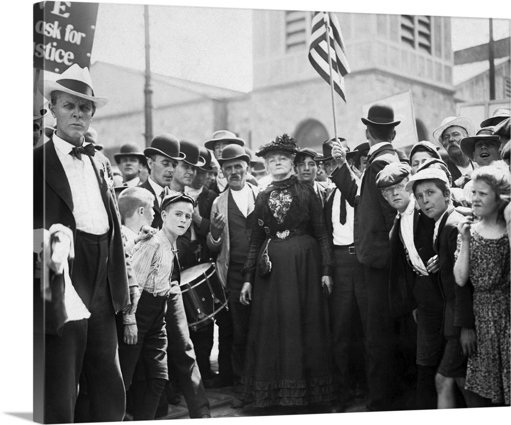 Mary Harris Jones leading her army of striking textile workers as they start their march from Philadelphia to New York in ...