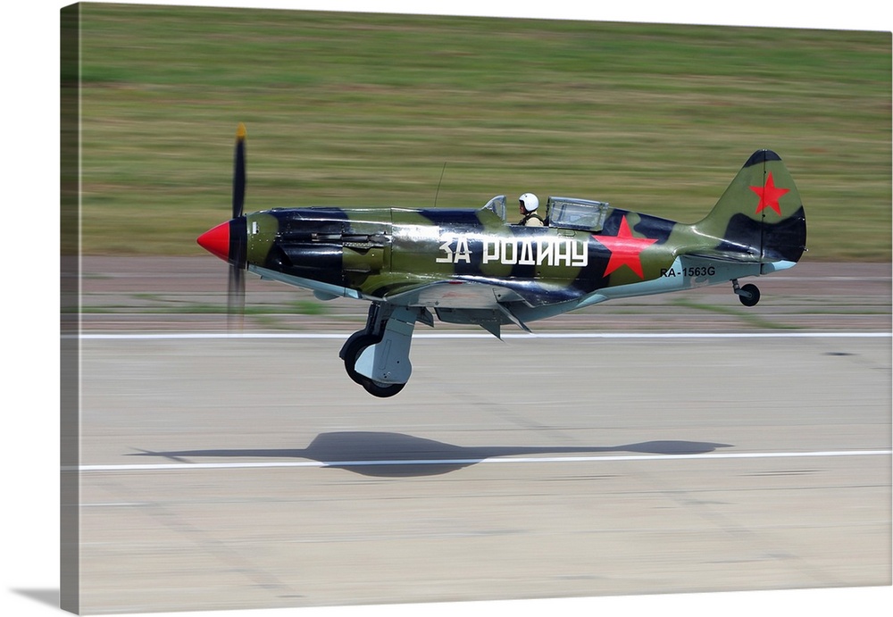 MiG-3 WWII fighter performing demonstration flight.