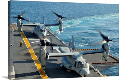 MV-22 Osprey aircraft land aboard USS Peleliu