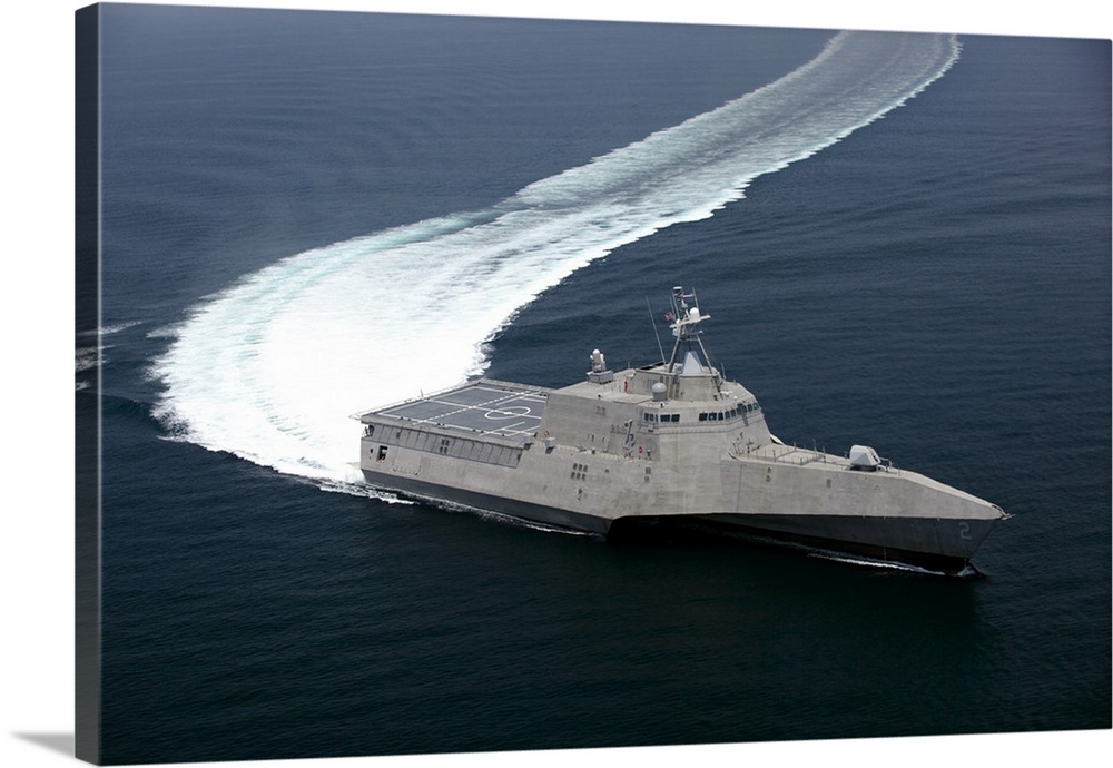 The littoral combat ship Independence underway during builder's trials in the Gulf of Mexico.
