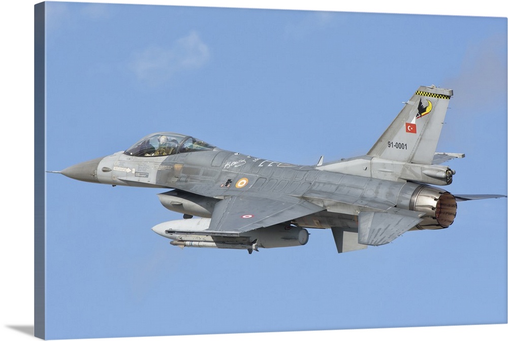 Turkish Air Force F-16 in flight during Exercise Anatolian Eagle 2016 in Konya, Turkey.