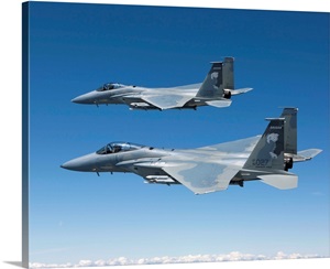 Two F-15 Eagles conduct air-to-air training over Oregon image thumbnail